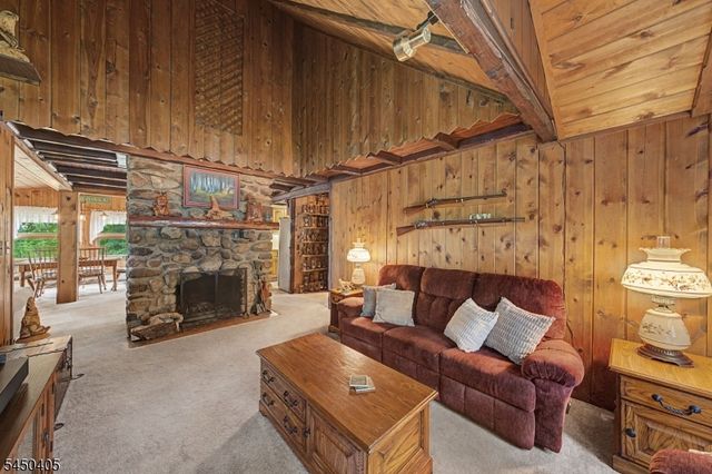 21 Shawnee Trl, Sparta Twp., NJ 07871