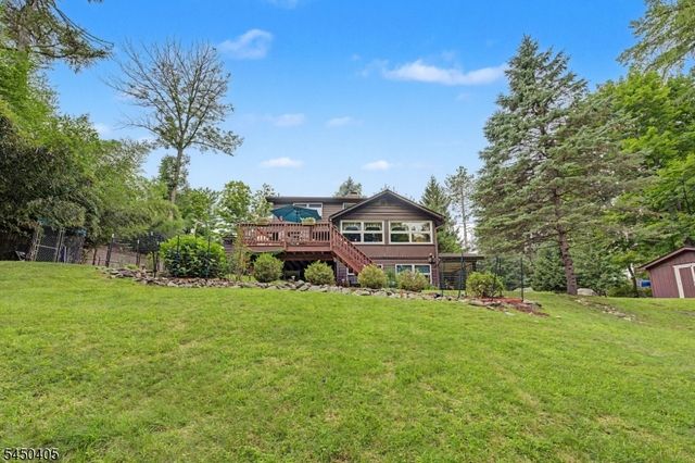 21 Shawnee Trl, Sparta Twp., NJ 07871