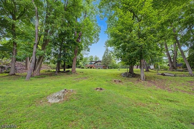 21 Shawnee Trl, Sparta Twp., NJ 07871