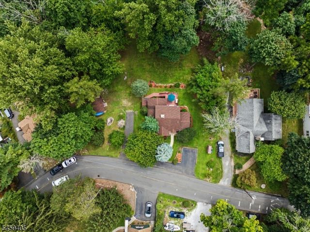 21 Shawnee Trl, Sparta Twp., NJ 07871