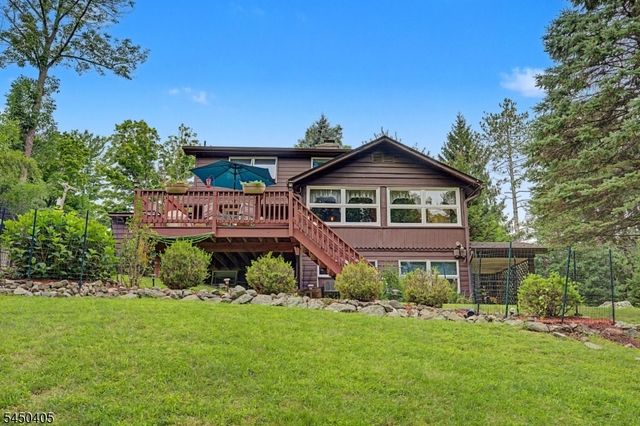 21 Shawnee Trl, Sparta Twp., NJ 07871