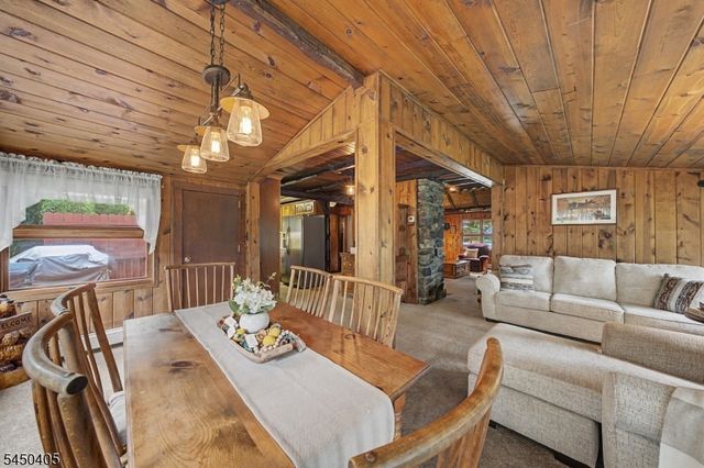 21 Shawnee Trl, Sparta Twp., NJ 07871