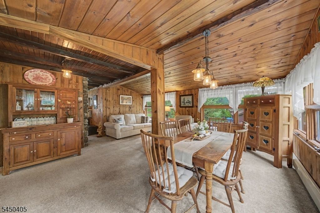 21 Shawnee Trl, Sparta Twp., NJ 07871