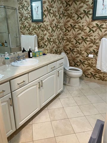 1 Hughes Center Drive 603, Las Vegas, NV 89169