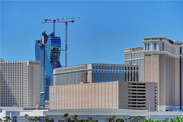 1 Hughes Center Drive 603, Las Vegas, NV 89169