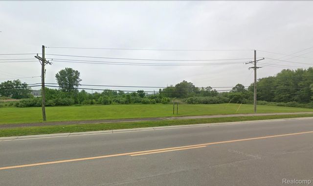 1605 Taylor Road, Auburn Hills, MI 48326