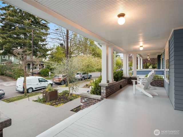 1909 4th Avenue N, Seattle, WA 98109