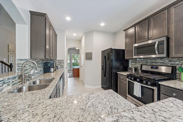 346 Marble Springs Lane, La Marque, TX 77568