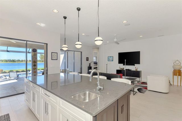 15117 VIVALDI DRIVE, Nokomis, FL 34275