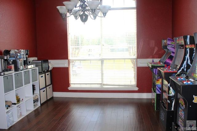 1017 Brown Dr., Wake Village, TX 75501