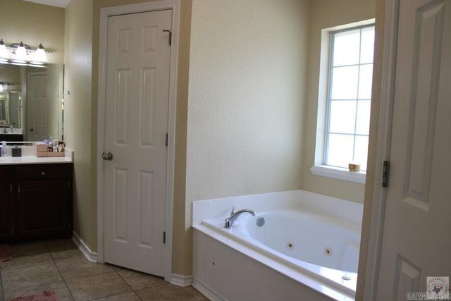 1017 Brown Dr., Wake Village, TX 75501