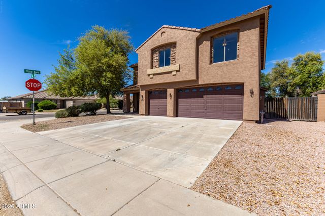 1036 E OAK Road, San Tan Valley, AZ 85140