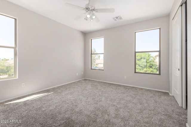 1036 E OAK Road, San Tan Valley, AZ 85140