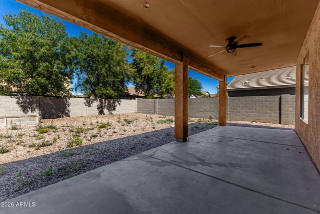 1036 E OAK Road, San Tan Valley, AZ 85140