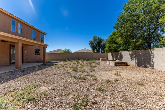 1036 E OAK Road, San Tan Valley, AZ 85140