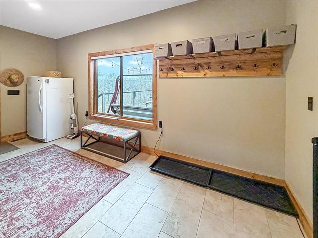 31550 Walsh Place, Edwards, MO 65326