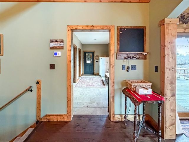 31550 Walsh Place, Edwards, MO 65326