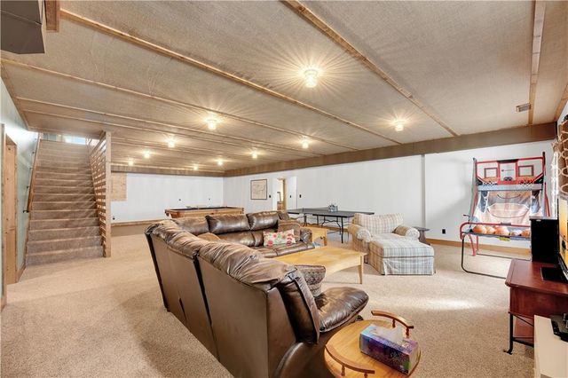 31550 Walsh Place, Edwards, MO 65326