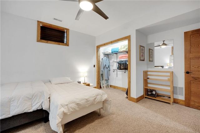 31550 Walsh Place, Edwards, MO 65326