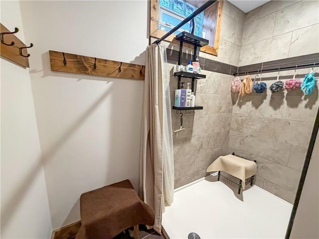 31550 Walsh Place, Edwards, MO 65326