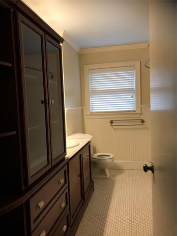 8615 Ferris Drive, Houston, TX 77096