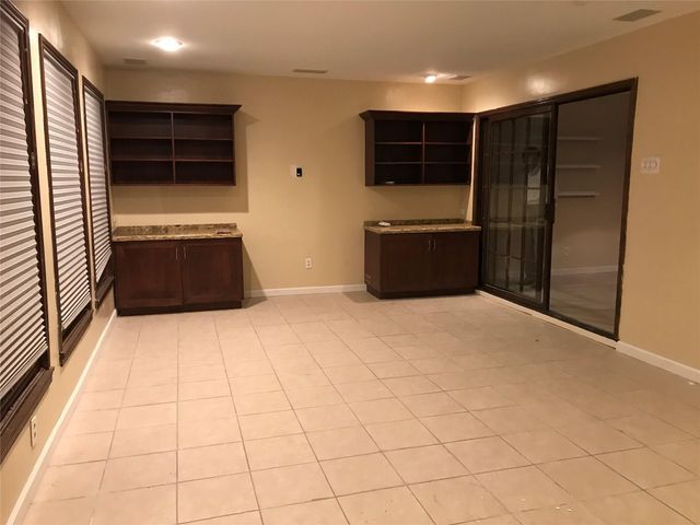 8615 Ferris Drive, Houston, TX 77096