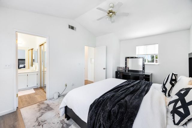 5045 N Laguna Dr, Sacramento, CA 95823