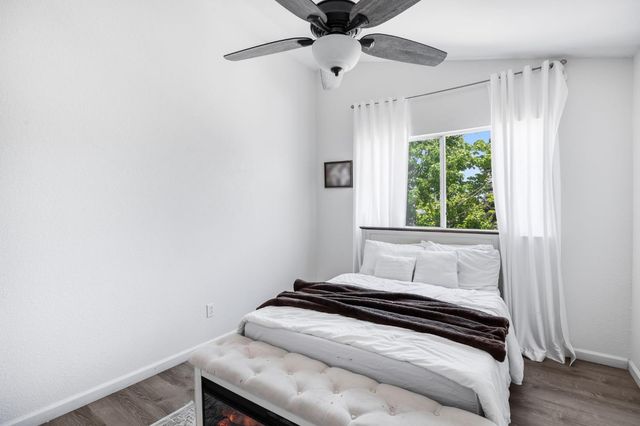 5045 N Laguna Dr, Sacramento, CA 95823