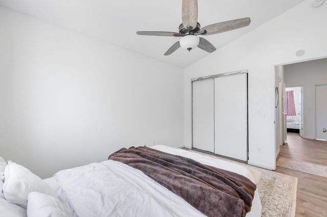 5045 N Laguna Dr, Sacramento, CA 95823