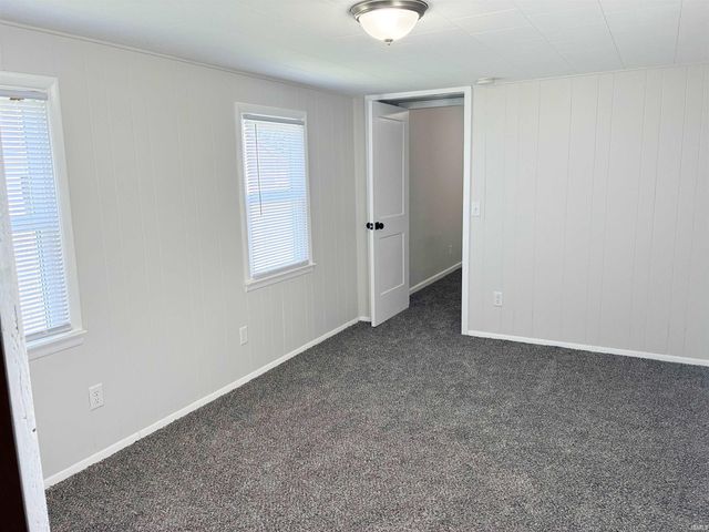 1705 Monroe Avenue, Evansville, IN 47714