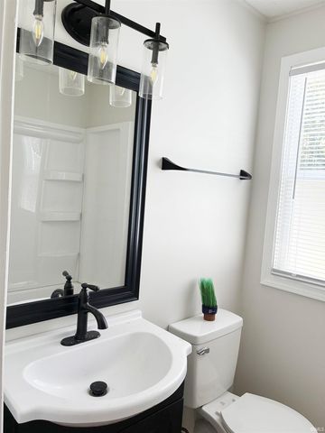 1705 Monroe Avenue, Evansville, IN 47714