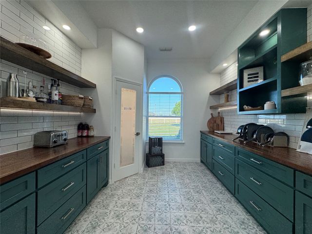 3222 Greathouse Road, Waxahachie, TX 75167