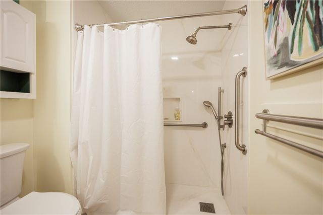 21 High Gate 4, Perinton, NY 14450