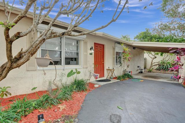7697 S Forest Boulevard, North Lauderdale, FL 33068