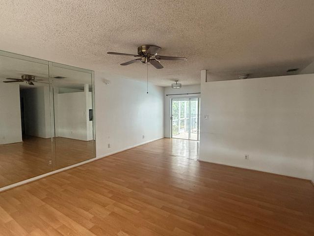 7697 S Forest Boulevard, North Lauderdale, FL 33068