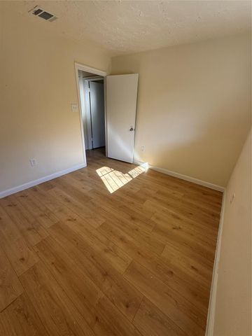 4546 Connorvale Road, Houston, TX 77039