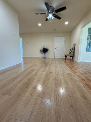 4546 Connorvale Road, Houston, TX 77039