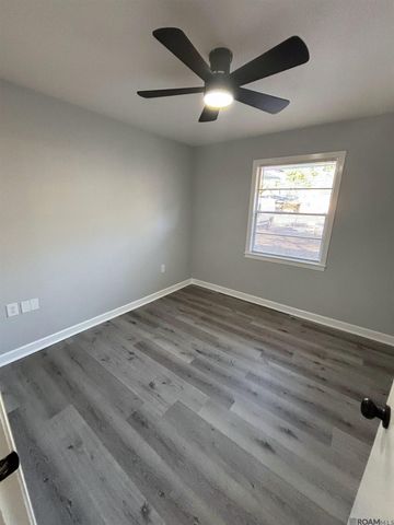 5575 Silverleaf Ave, Baton Rouge, LA 70812