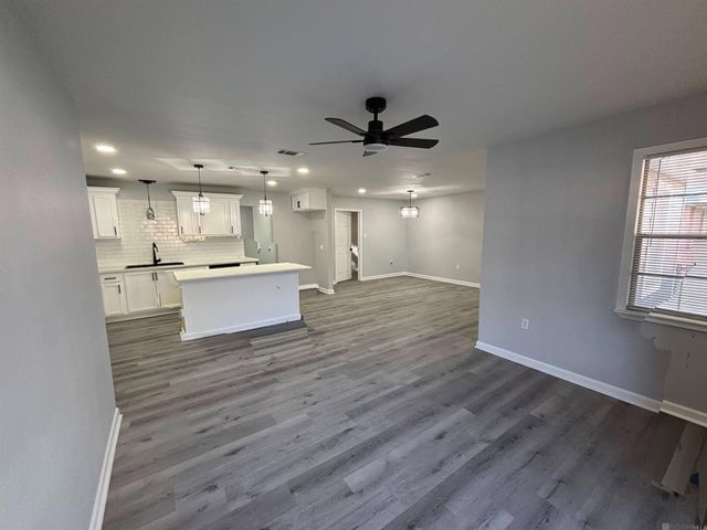 5575 Silverleaf Ave, Baton Rouge, LA 70812