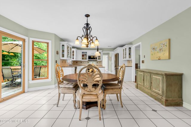 30 Amagansett Drive, Morganville, NJ 07751