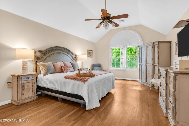 30 Amagansett Drive, Morganville, NJ 07751