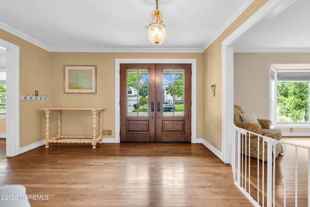 30 Amagansett Drive, Morganville, NJ 07751