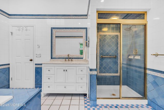 30 Amagansett Drive, Morganville, NJ 07751