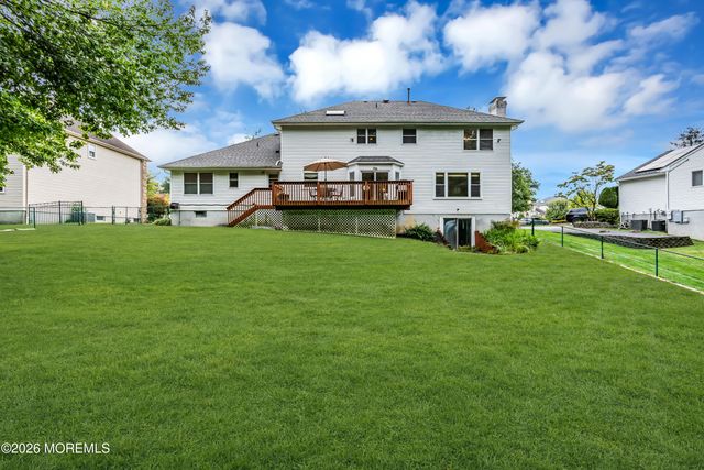 30 Amagansett Drive, Morganville, NJ 07751