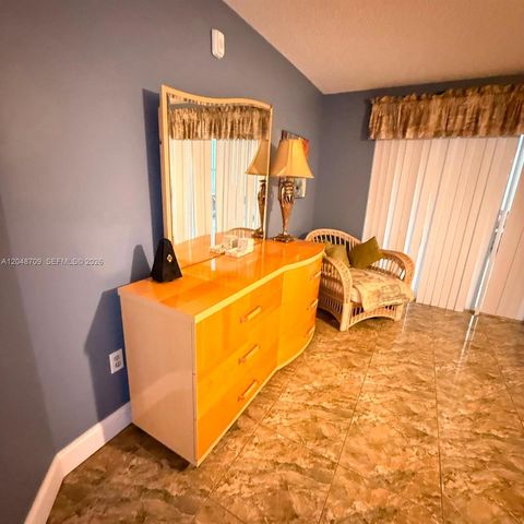 17801 N Bay Rd 206, Sunny Isles Beach, FL 33160