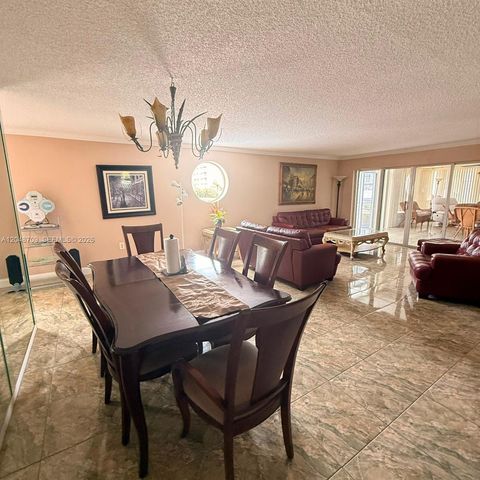 17801 N Bay Rd 206, Sunny Isles Beach, FL 33160