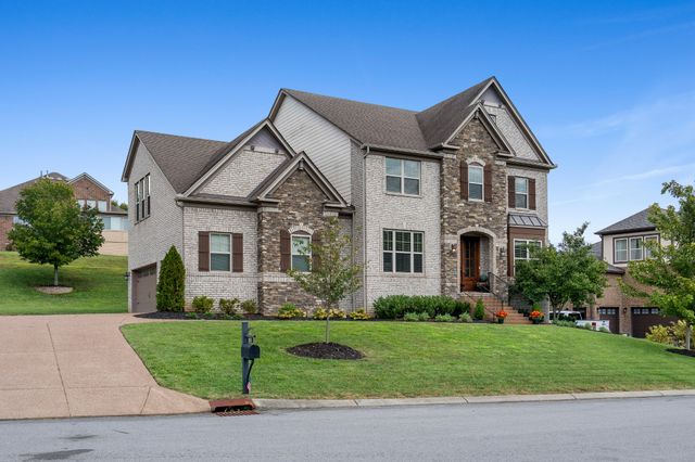 555 Great Angelica Way, Nolensville, TN 37135