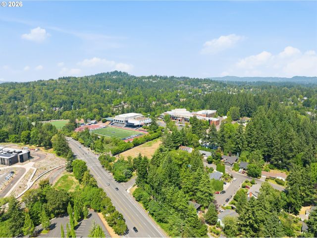 13570 SHIREVA Dr, Lake Oswego, OR 97034