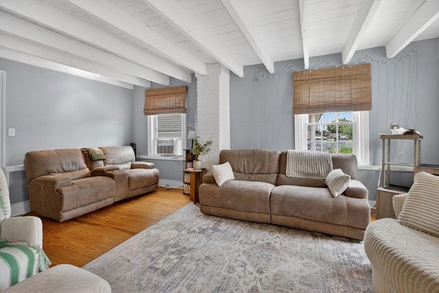 234 N MAIN ST, Woodstock, VA 22664