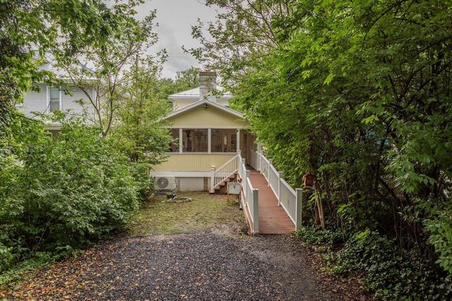 234 N MAIN ST, Woodstock, VA 22664